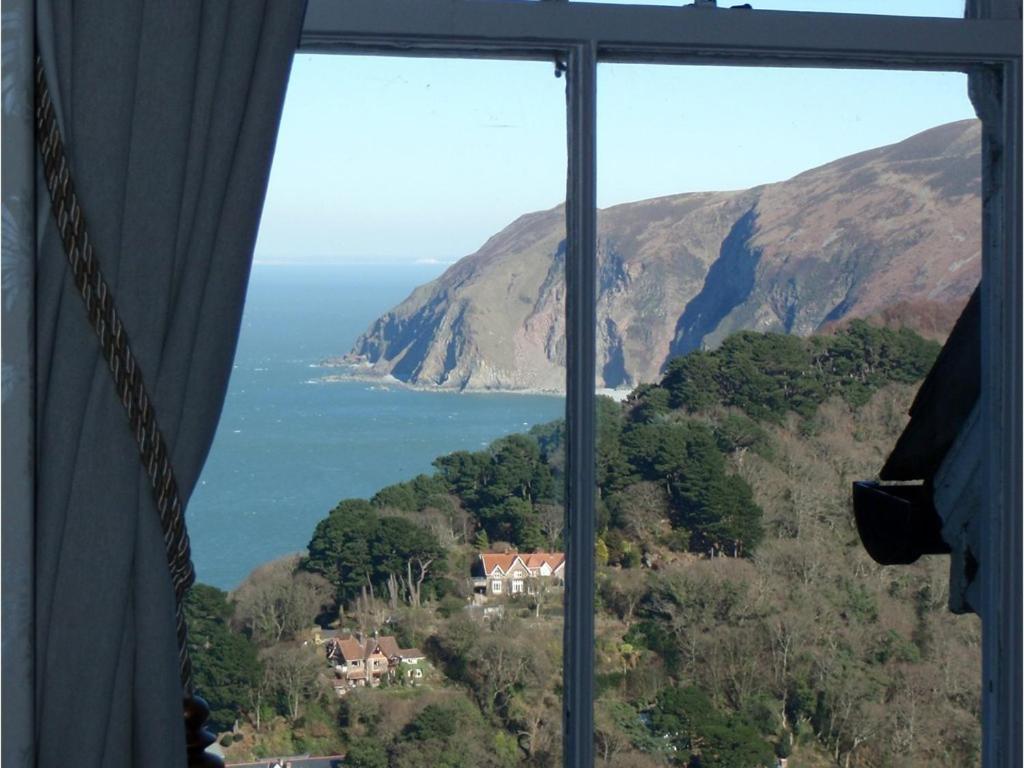 Highcliffe House Acomodação com café da manhã Lynton Quarto foto
